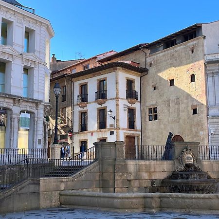 Apartamento Salsipuedes-La Catedral Овиедо Екстериор снимка