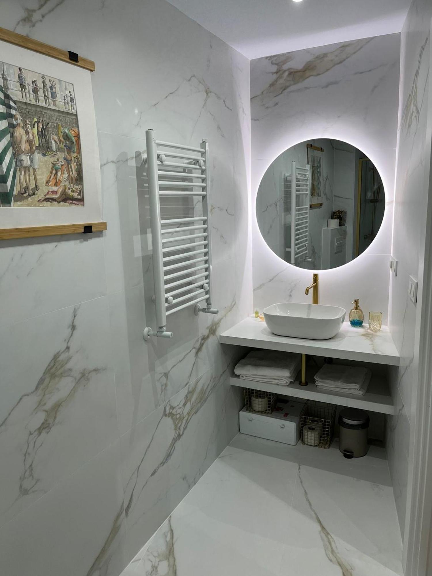 Apartamento Salsipuedes-La Catedral Овиедо Екстериор снимка
